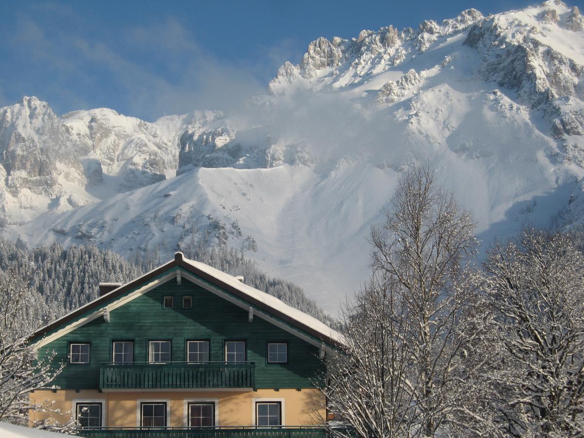 Appartement "Haus Lisa" In Ramsau Am Dachstein Bagian luar foto