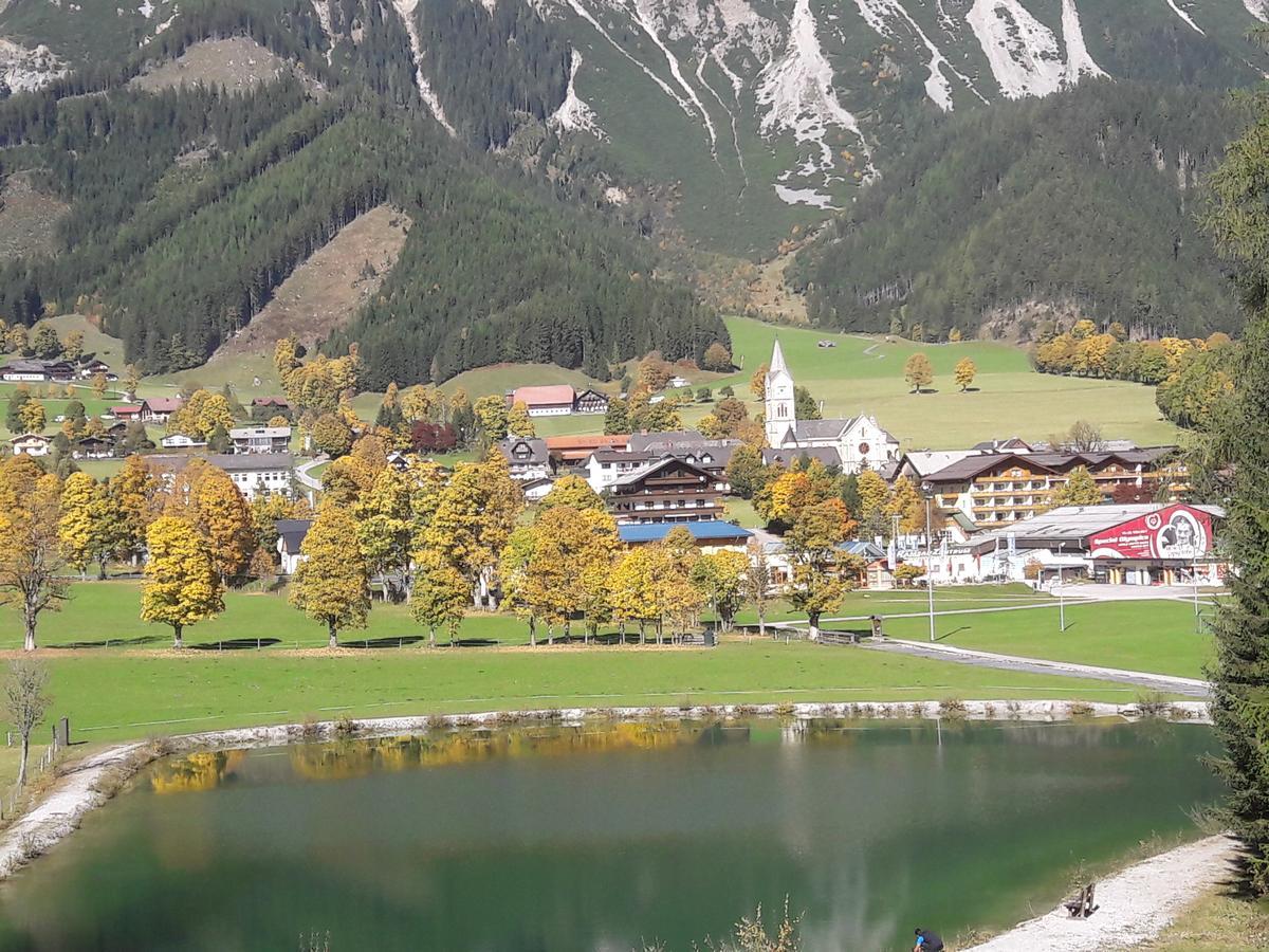 Appartement "Haus Lisa" In Ramsau Am Dachstein Bagian luar foto